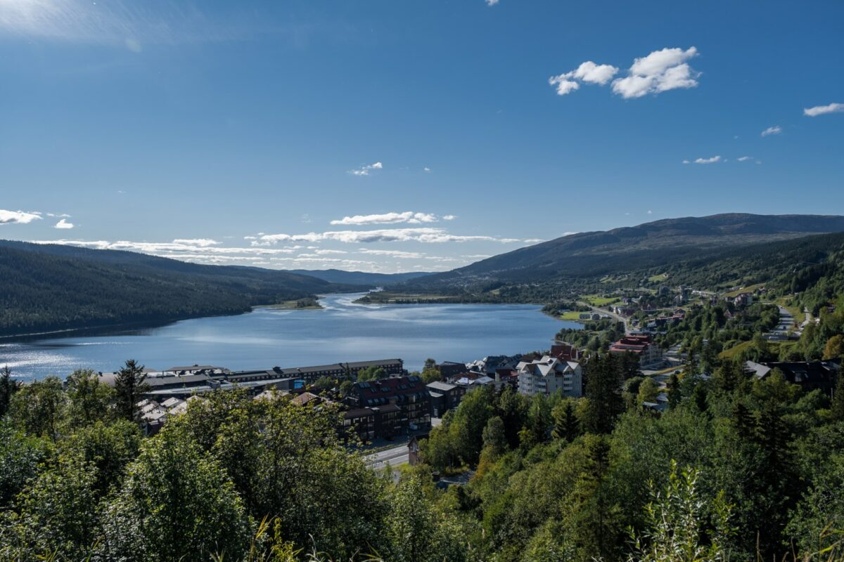 Utsikt över Åredalen, höst