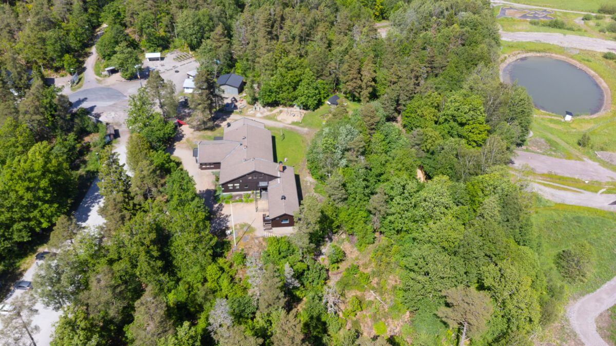 Fina motionspår vid Skidstugan.