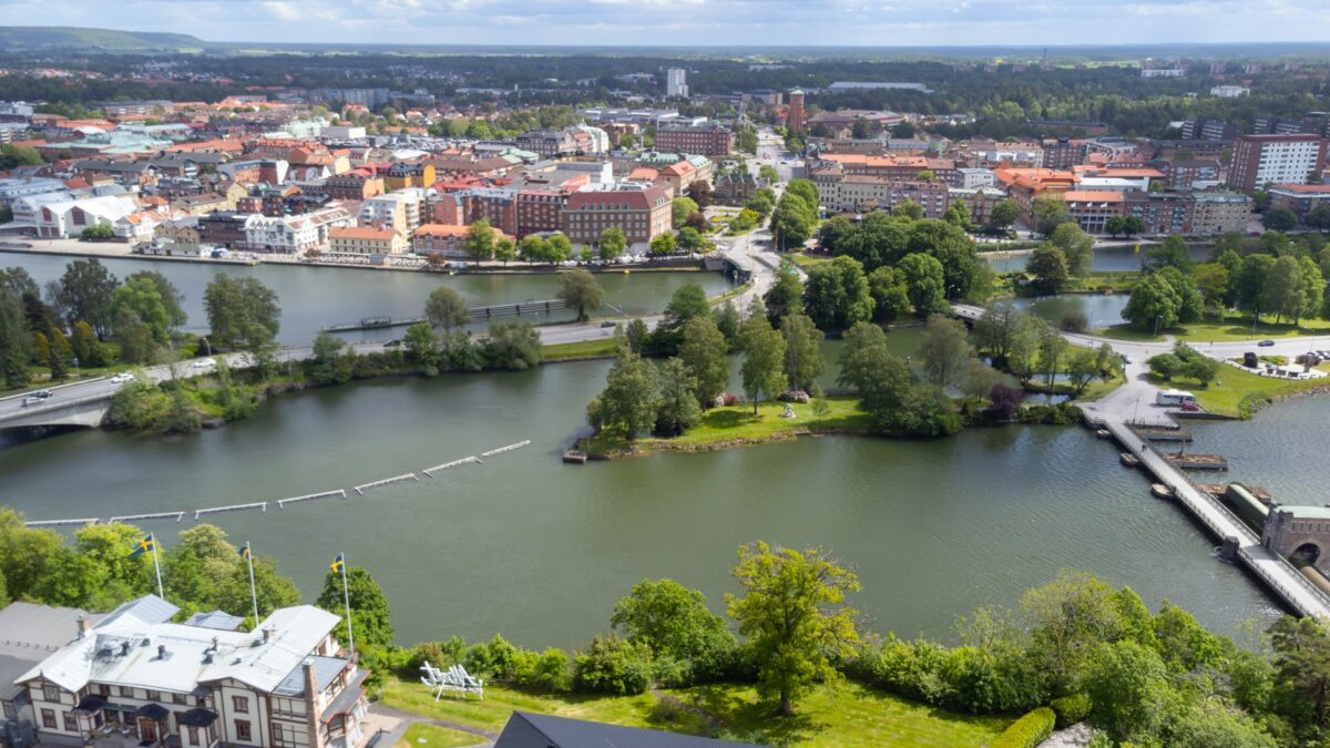 Strömslund – Ett högt och härligt läge på västra sidan om Göta Älv, där naturen möter staden.